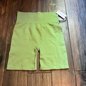 New WEWOREWHAT seamless biker shorts